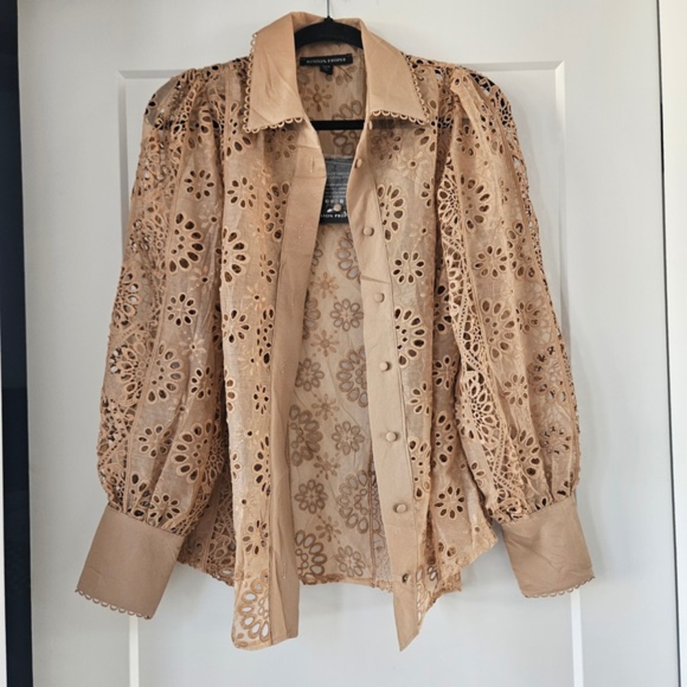 Boston Proper Beige Eyelet Lace Puff-Sleeve Shirt Jacket